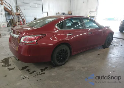 2015 Nissan Altima 2.5/2.5 S/2.5 Sl/2.5 Sv z USA, uszkodzony, nr VIN 1N4AL3AP3FN382888